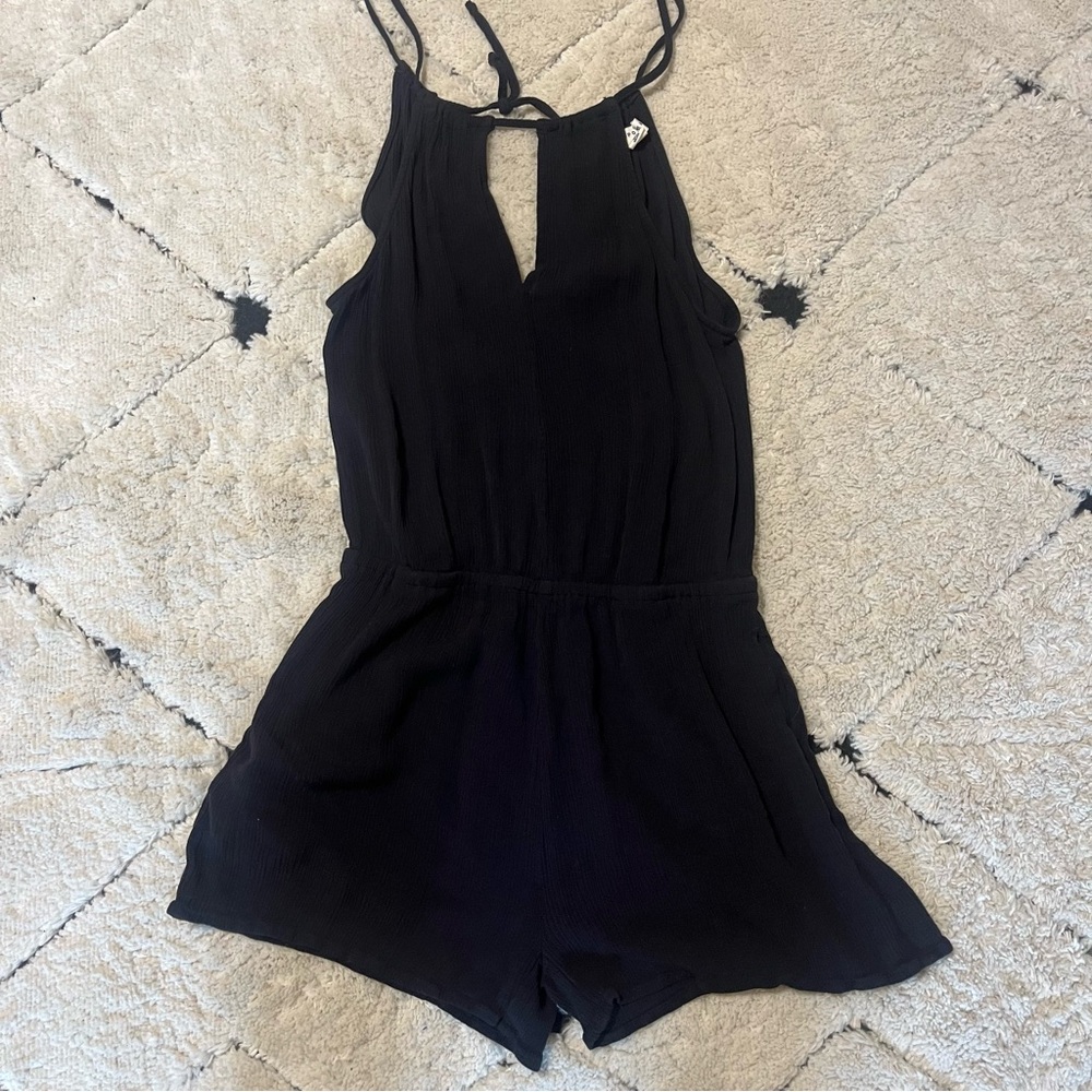 Black Sleeveless Summery Romper XS